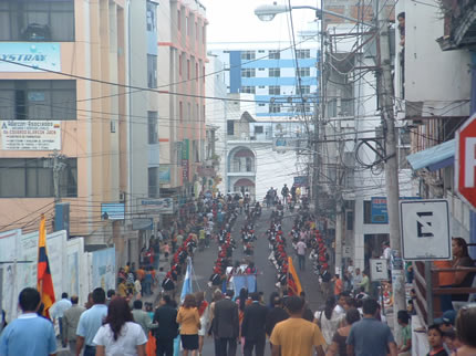 Parade in Manta